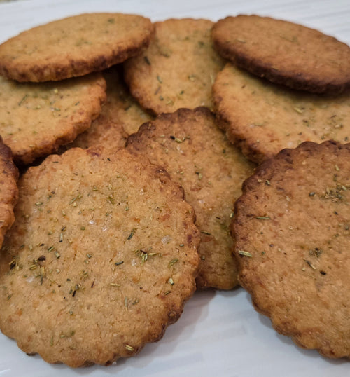 Cheddar & Rosemary Shortbread Cookies - 3 pcs